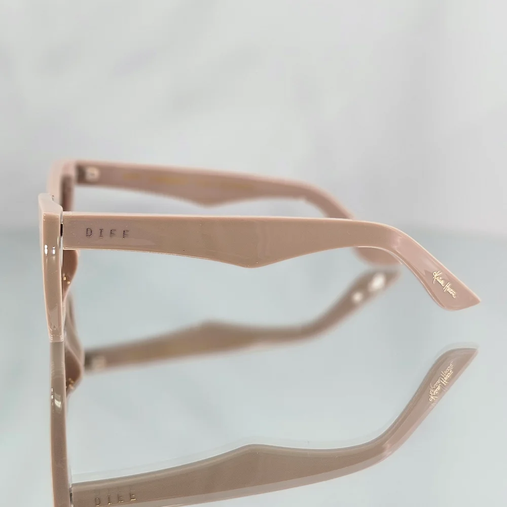 DIFF x Krista Horton Sunglasses The Kolly Light Taupe Brown Polarized Retro Gift